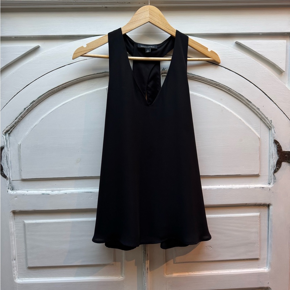 Banana Republic Black V-Neck Tank Top